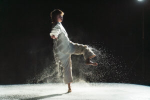 Faits d'hiver . Festival Trente Trente 2026 . Happen © Pierre Planchenault 2